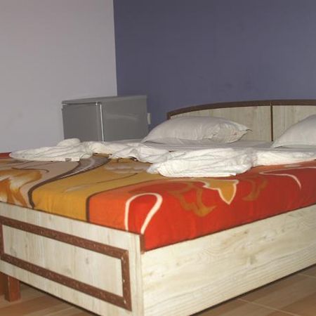 Oyo 7216 Kris Resort Гоа Экстерьер фото